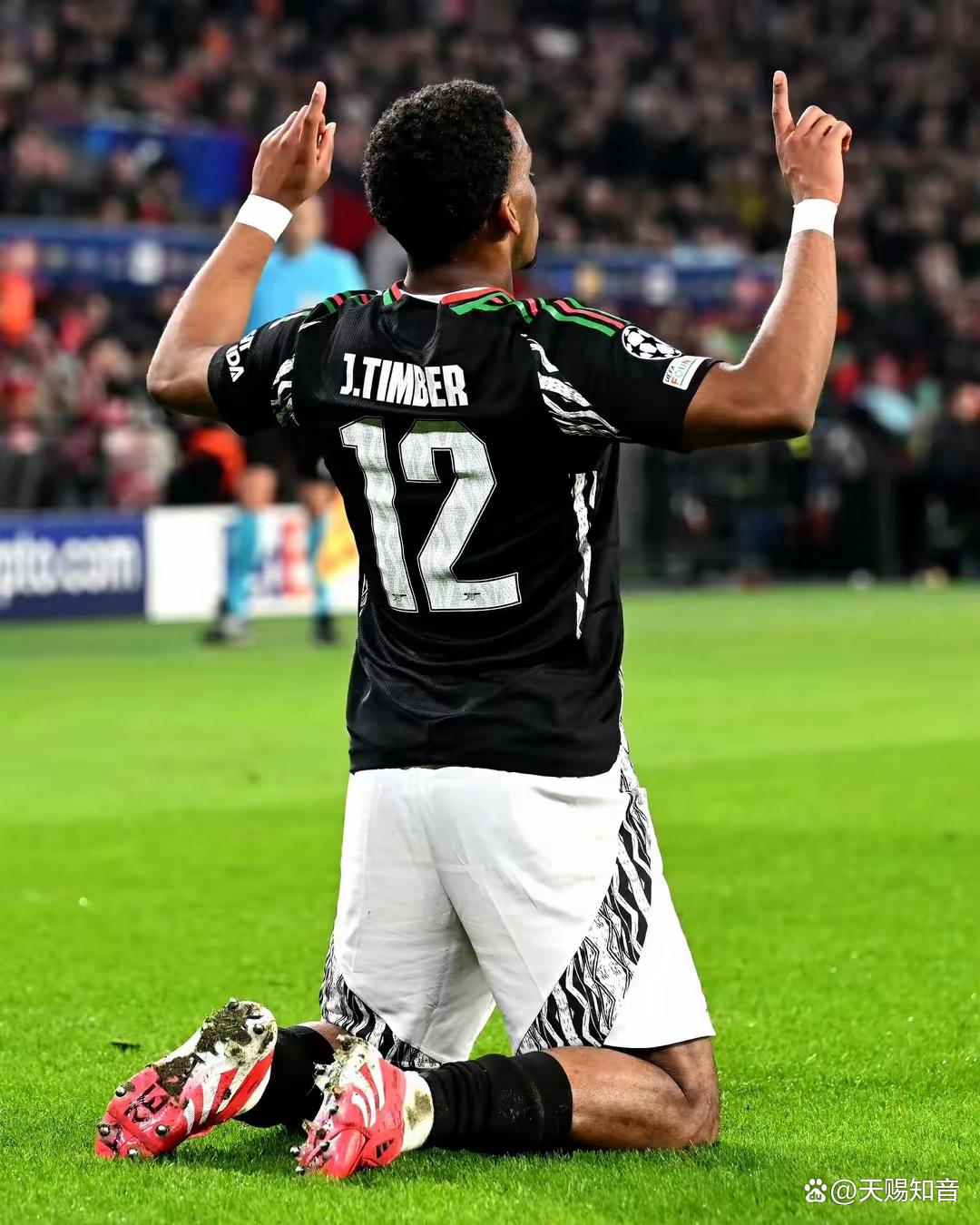 埃因霍温发布备战花絮;冲刺阶段再遭质疑;意甲任务艰巨;医务组通报恢复(31南海实战训练牺牲) 埃因霍温发布备战花絮;冲刺阶段再遭质疑;意甲任务艰巨;医务组通报恢复(31南海实战训练牺牲)